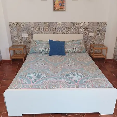 Casa Celeste Trabuco * Villanueva del Trabuco